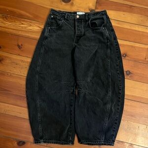 WE THE FREE black faded wash barrel jeans - size 30